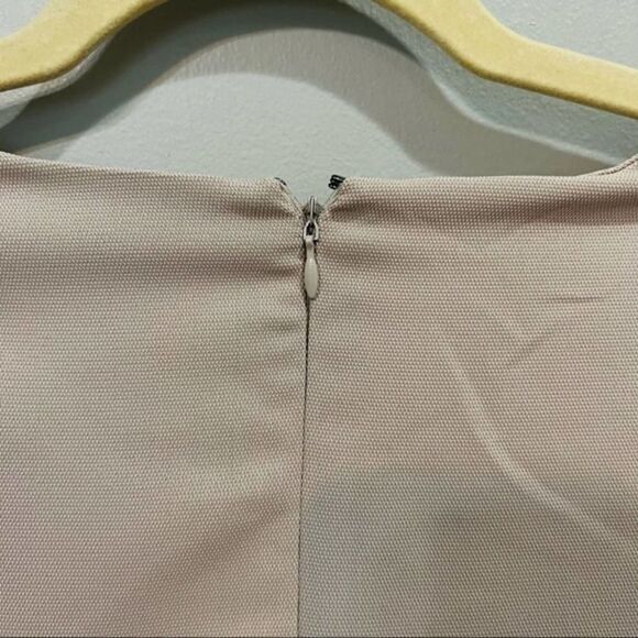 all:Row Tan Short Sleeve Belted Romper Size small - Picture 7 of 10